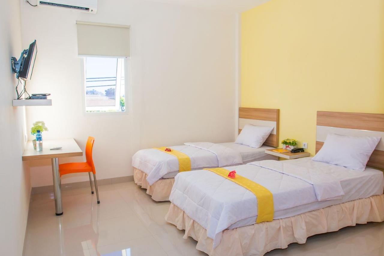 Berlian Hotel Ende Esterno foto